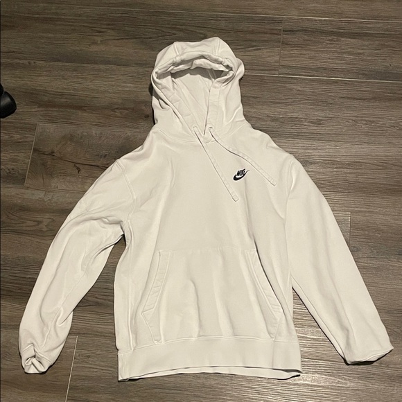 Nike Classic White Pullover Hoodie - Picture 1 of 1